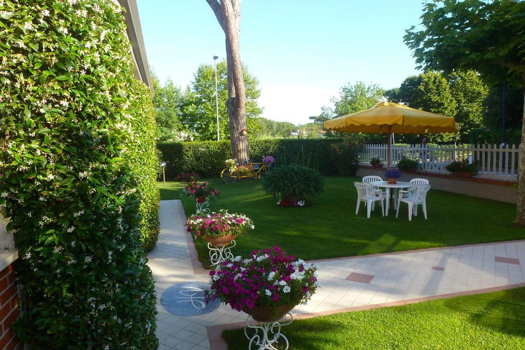 Hotel Versilia Lido di Camaiore Luaran gambar
