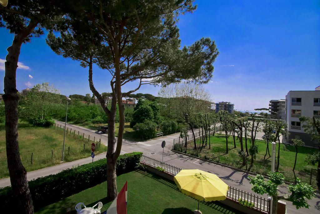 Hotel Versilia Lido di Camaiore Luaran gambar