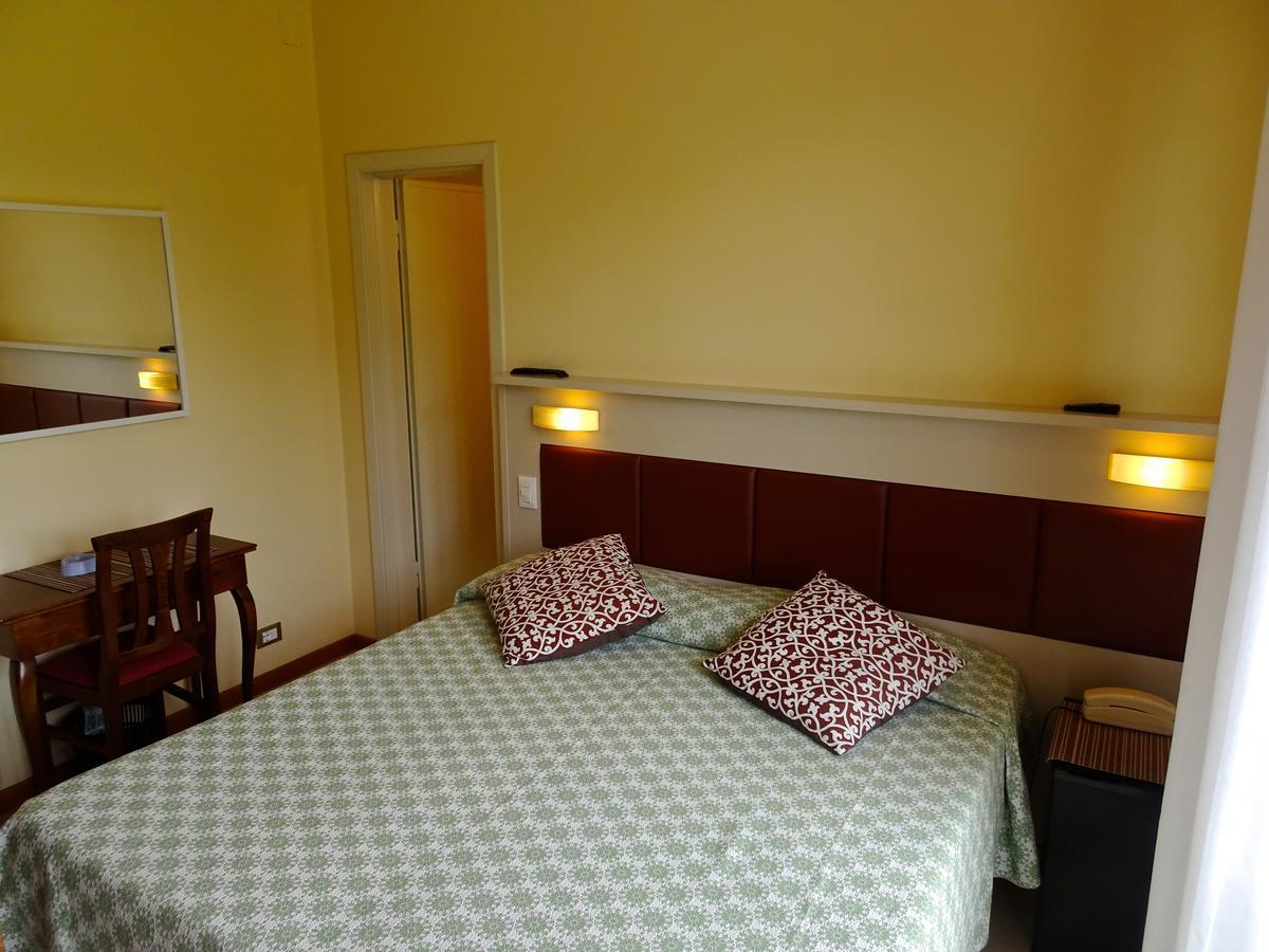 Hotel Versilia Lido di Camaiore Luaran gambar